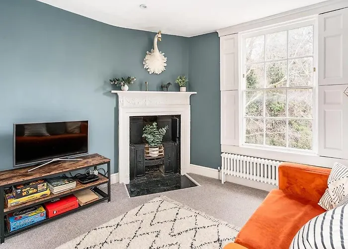 Beautiful Central 2 Bed Flat